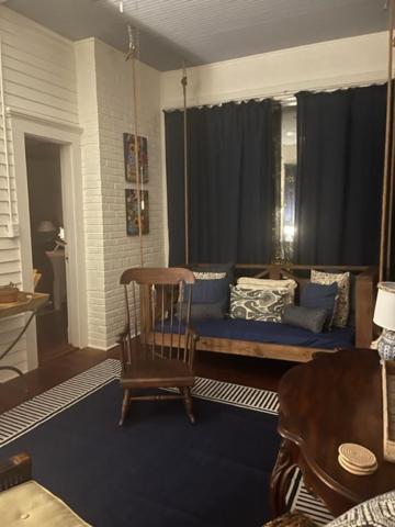 Jenny'S Downtown Hideaway Bed And Breakfast Laurel Eksteriør billede